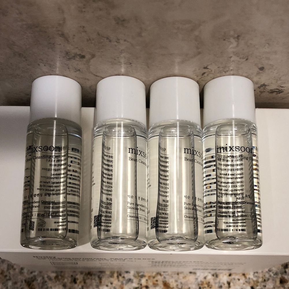 NWT Mixsoon Bean Cleansing Oil - set of 4 x 20mL Travel Size